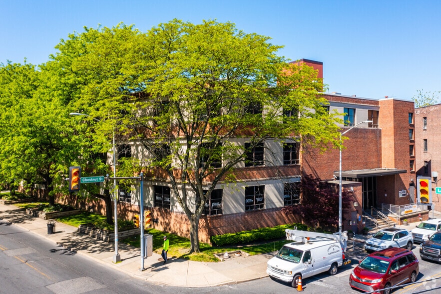 7200 Chestnut St, Upper Darby Township, PA for lease - Building Photo - Image 3 of 6