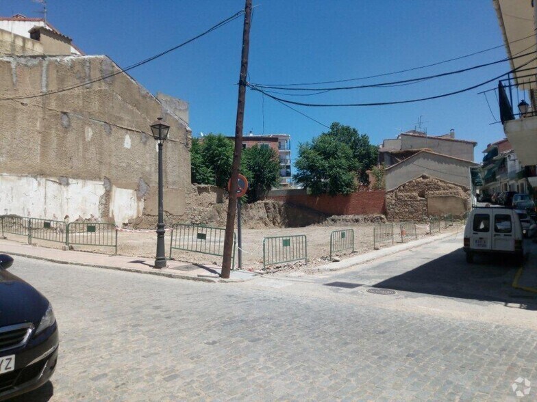 Avenida Constitución, 42, Cebreros, Ávila à vendre - Photo du bâtiment - Image 2 de 5