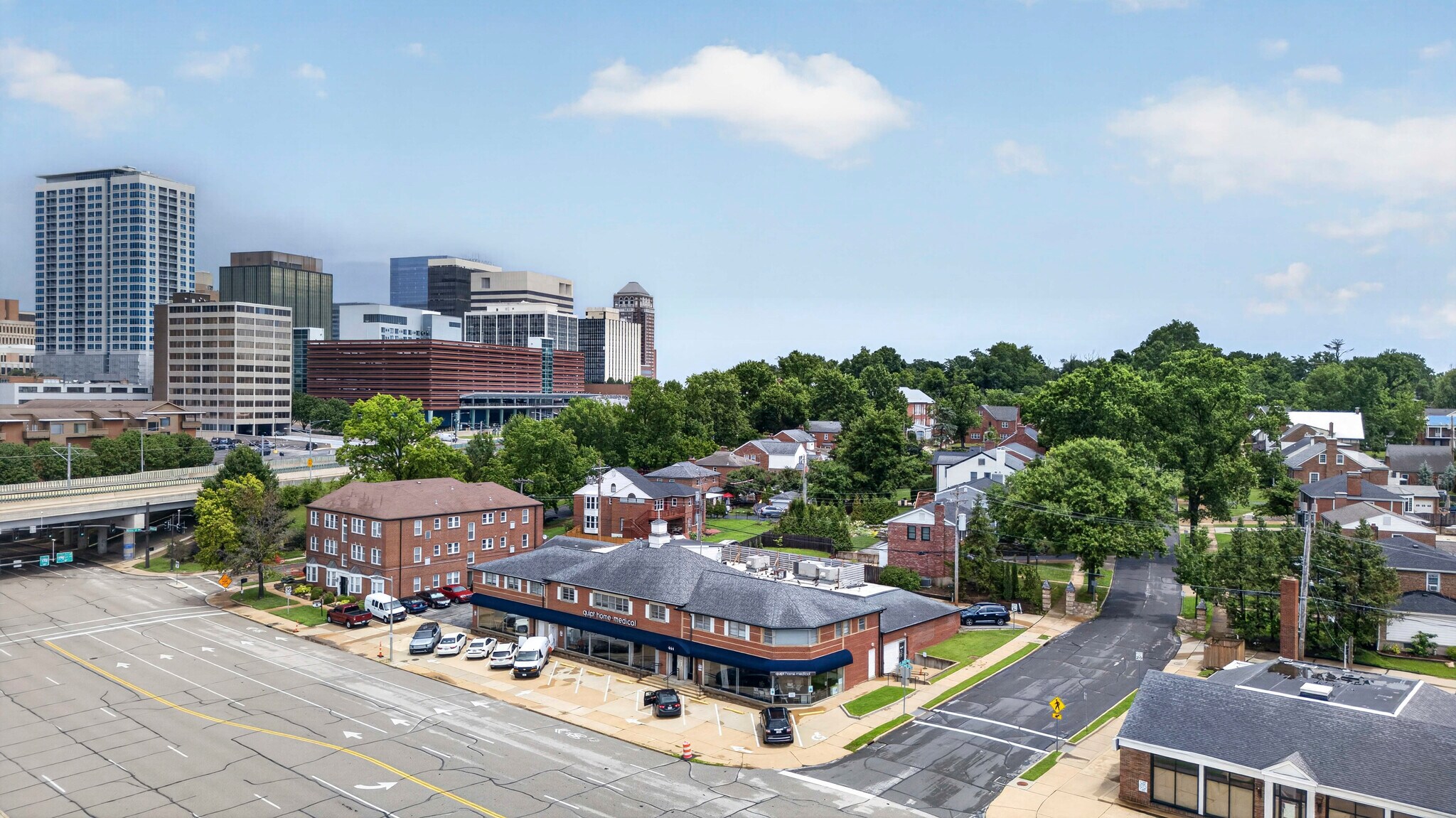 444 S Brentwood Blvd, Clayton, MO for lease Building Photo- Image 1 of 11