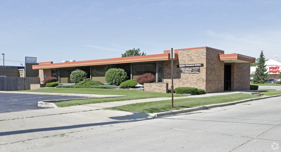 7601 Pershing Blvd, Kenosha, WI for sale - Building Photo - Image 3 of 9