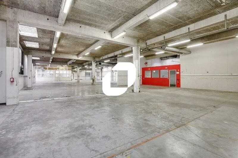 Industrial in Aubervilliers for lease Interior Photo- Image 1 of 13