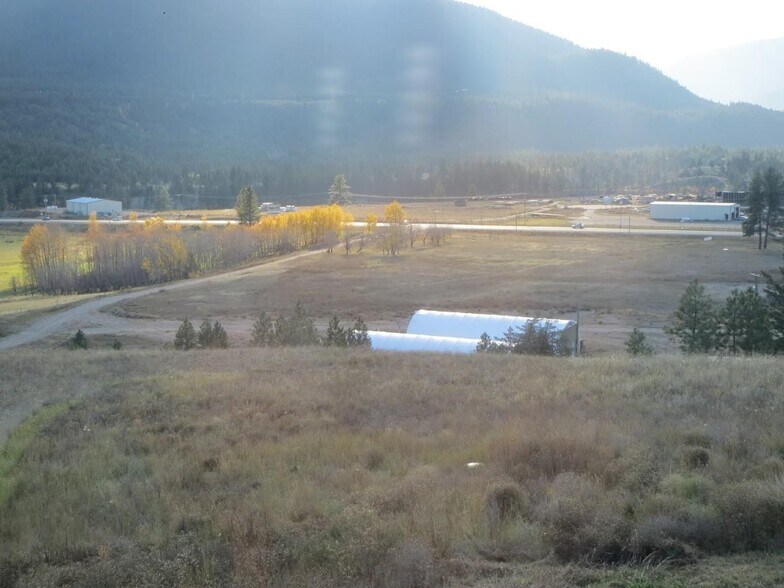 7088 Cariboo Hwy, Clinton, BC for sale - Building Photo - Image 1 of 1