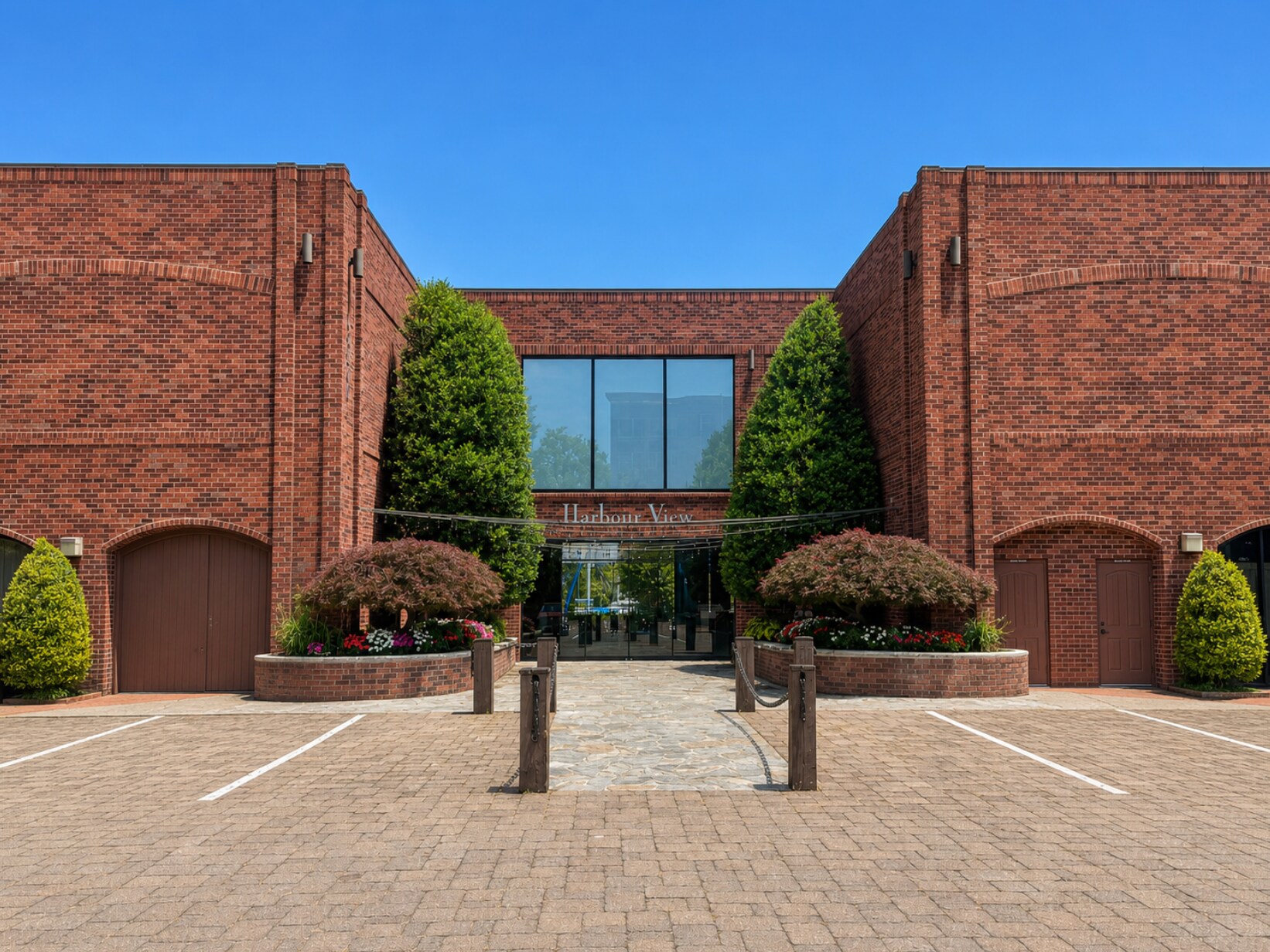 13200 Marina Way, Woodbridge, VA à louer Photo du bâtiment- Image 1 de 17