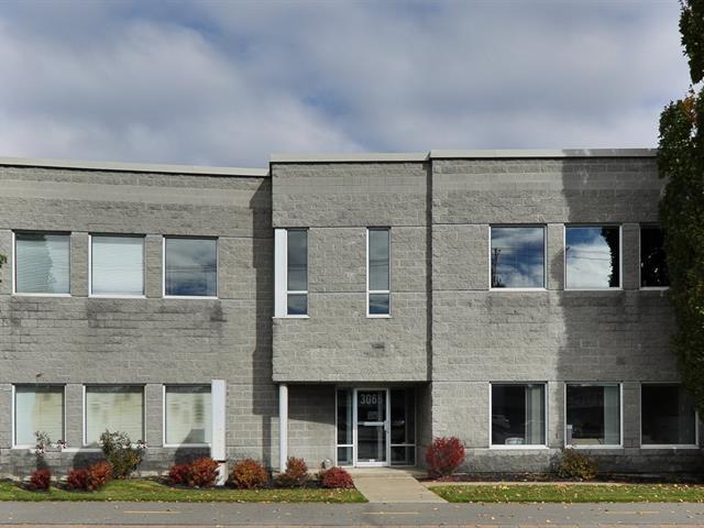 3065 Ch De Chambly, Longueuil, QC for sale - Building Photo - Image 2 of 8