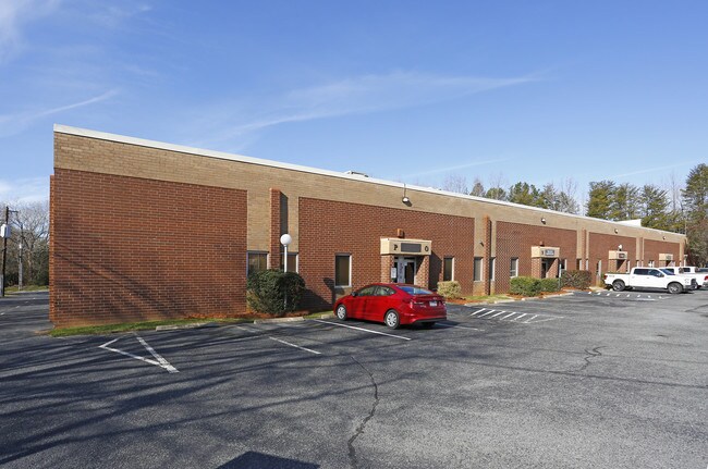 Plus de détails pour 4740 Dwight Evans Rd, Charlotte, NC - Industriel à louer