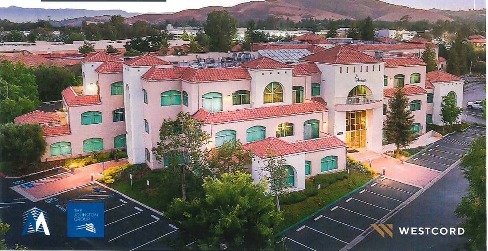 2555 Townsgate Rd, Westlake Village, CA for lease - Building Photo - Image 3 of 3