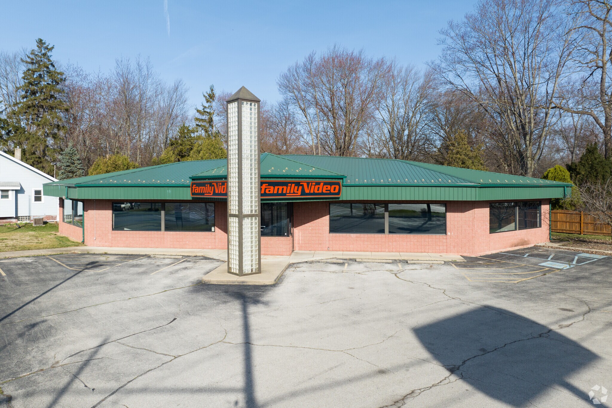 4250 W Alexis Rd, Toledo, OH à louer Photo du bâtiment- Image 1 de 7
