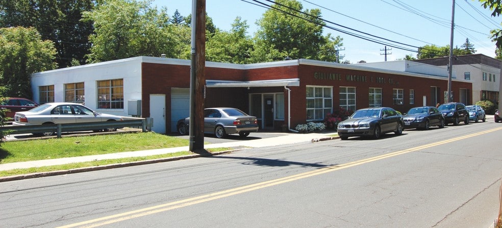 75 Calvert St, Harrison, NY for sale - Building Photo - Image 3 of 3