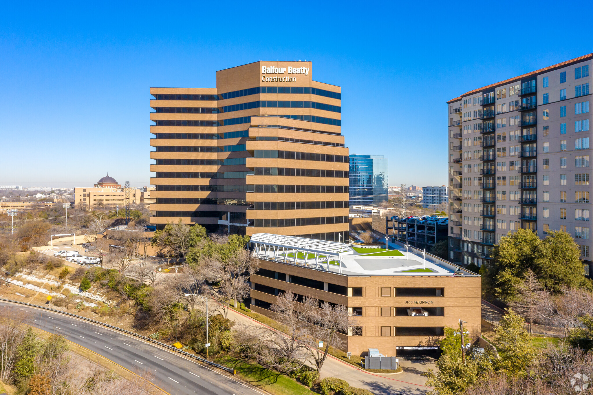 3100 McKinnon St, Dallas, TX à louer Photo principale- Image 1 de 17