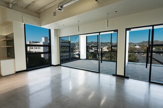 110 S Fairfax Ave, Los Angeles, CA for lease Interior Photo- Image 2 of 5