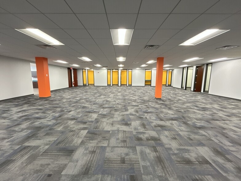 5794 Widewaters Pky, De Witt, NY for lease - Interior Photo - Image 3 of 4