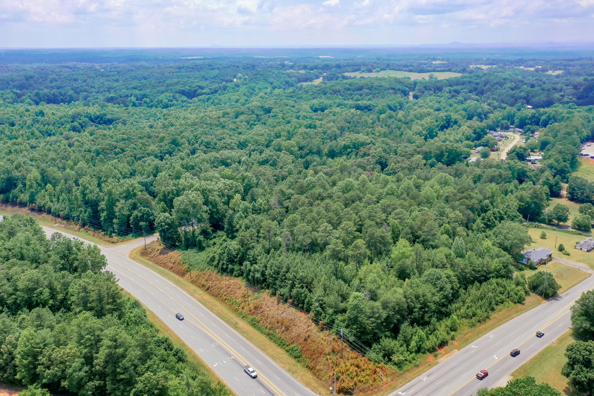 2100 Blue Ridge Boulevard, Seneca, SC for sale Primary Photo- Image 1 of 2