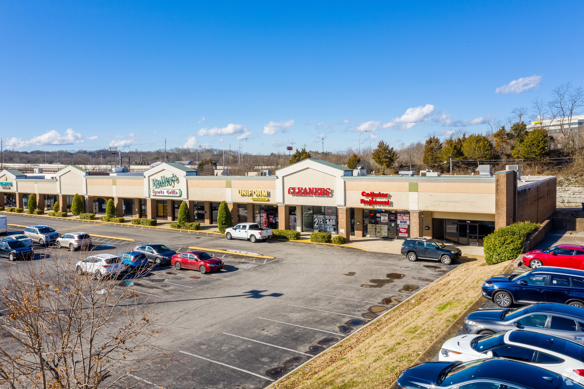 756 Rivergate Pky, Goodlettsville, TN for lease Building Photo- Image 1 of 11