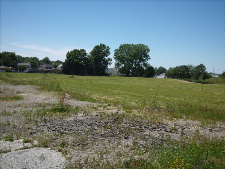 29553-29707 Euclid Ave, Wickliffe, OH à louer - Photo du bâtiment - Image 3 de 6