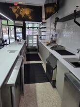 374-384 Miracle Mile, Coral Gables, FL for lease Interior Photo- Image 1 of 14