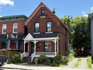 Plus de détails pour 636 Somerset St W, Ottawa, ON - Commerce de détail à vendre