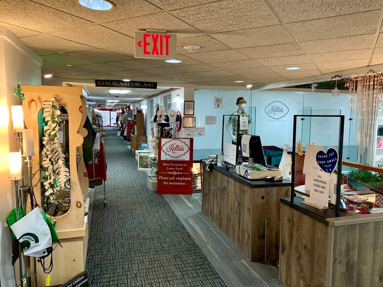 5000 Marsh Rd, Okemos, MI à louer - Photo du bâtiment - Image 2 de 16