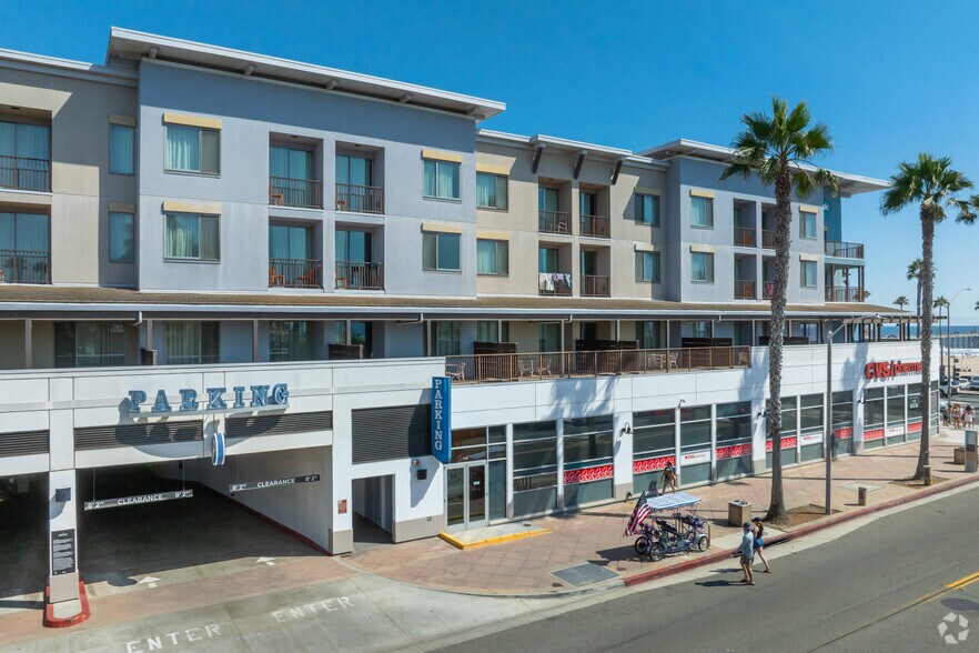 120 - 180 5th St, Huntington Beach, CA à louer - Photo du bâtiment - Image 3 de 15