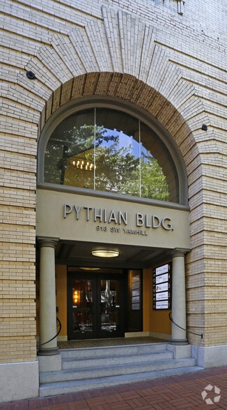 918 SW Yamhill St, Portland, OR for lease - Building Photo - Image 3 of 19