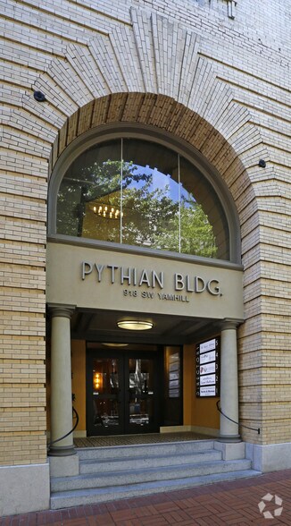 918 SW Yamhill St, Portland, OR à vendre - Photo du bâtiment - Image 3 de 19