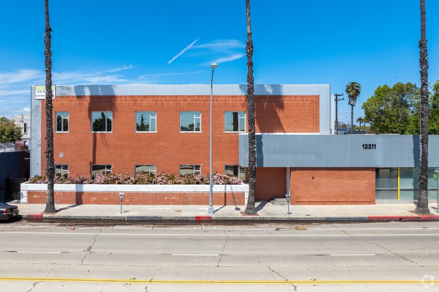 12211 W Washington Blvd, Los Angeles, CA for lease - Building Photo - Image 3 of 7