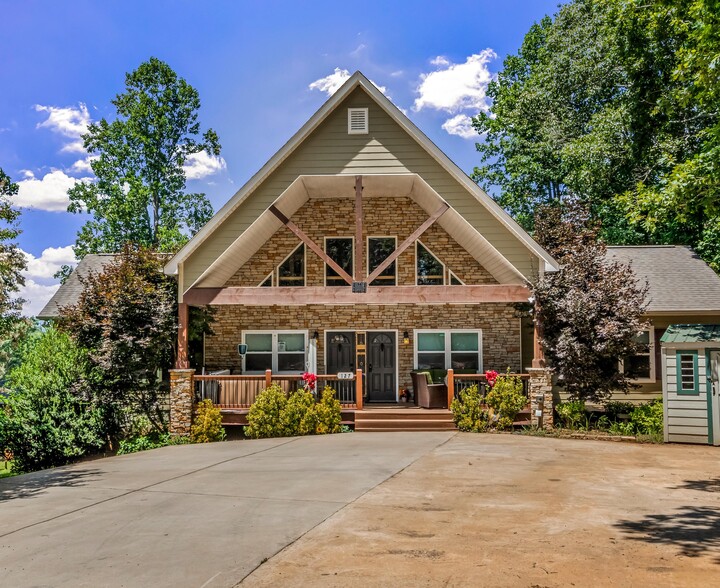 127 Deer Hill Ln, Weaverville, NC for sale - Building Photo - Image 1 of 52