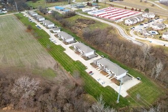 2301 S Riverside Rd, Saint Joseph, MO - AÉRIEN  Vue de la carte - Image1