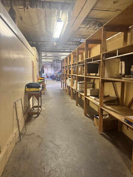 1309 S Nebo Rd, Muncie, IN à vendre - Photo du bâtiment - Image 2 de 16