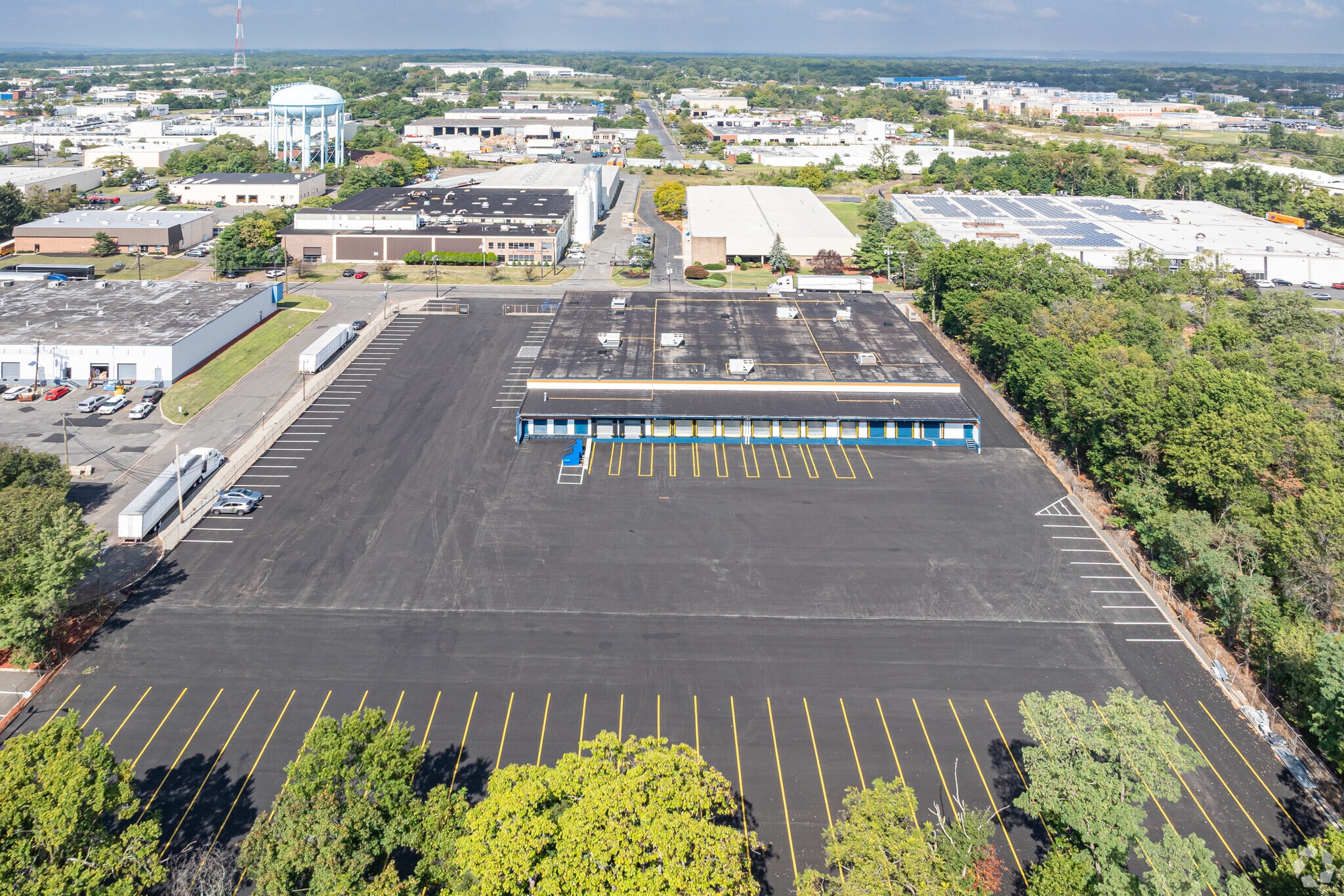 14 Home News Row, New Brunswick, NJ for lease Primary Photo- Image 1 of 42