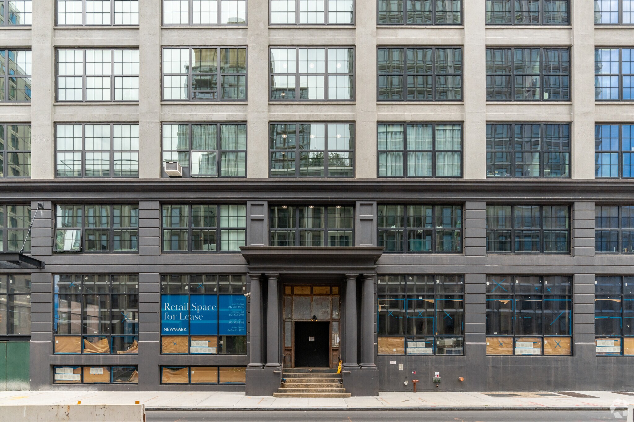 475-485 Kent Ave, Brooklyn, NY for lease Building Photo- Image 1 of 8