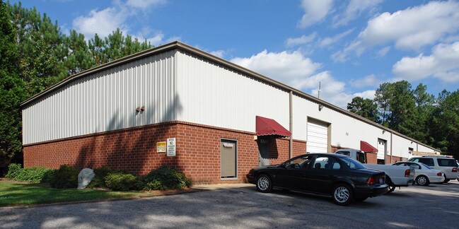 Plus de détails pour 105 Rupert Rd, Raleigh, NC - Industriel à louer