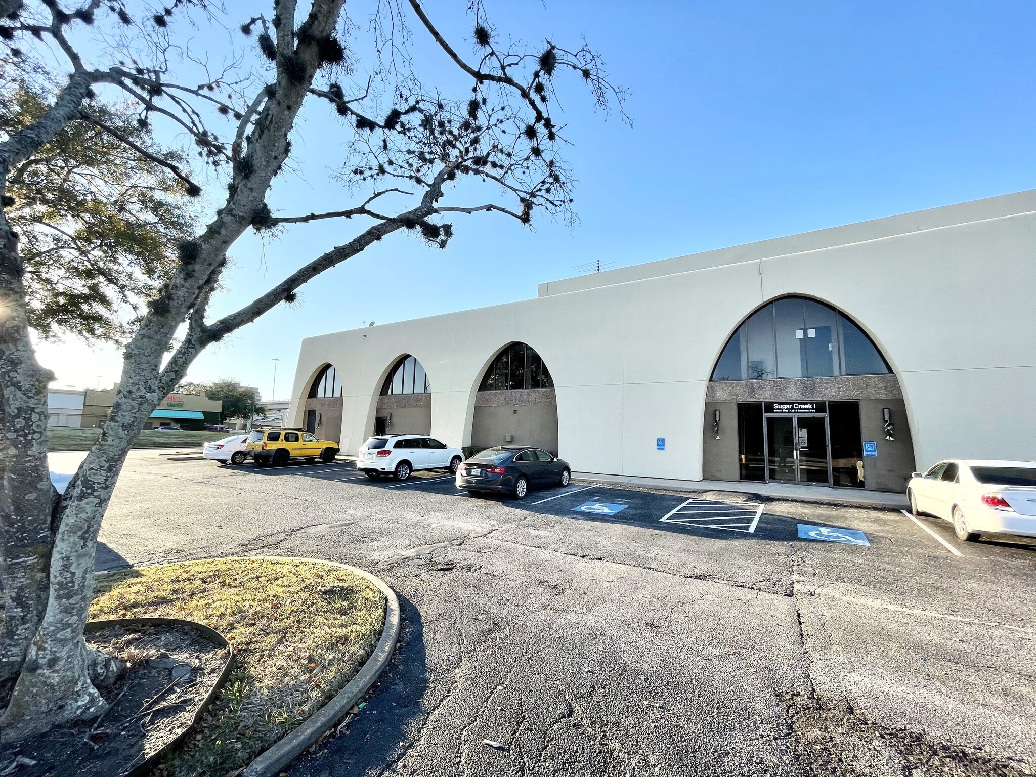 13515 Southwest Fwy, Sugar Land, TX à louer Photo principale- Image 1 de 14