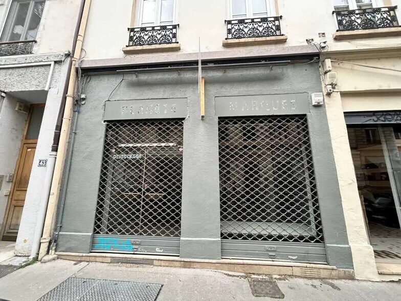 Bureau dans Lyon à vendre - Photo du bâtiment - Image 2 de 10