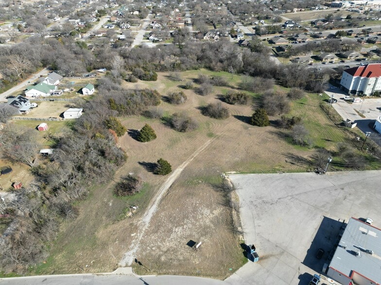 1300 S Trenchard St, Decatur, TX for sale - Building Photo - Image 2 of 20