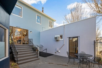 4500 NE Sandy Blvd, Portland, OR for lease Interior Photo- Image 2 of 8