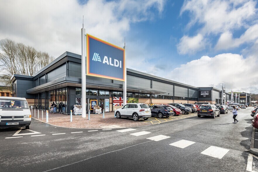 3 The Silk Rd, Macclesfield for sale - Primary Photo - Image 1 of 1