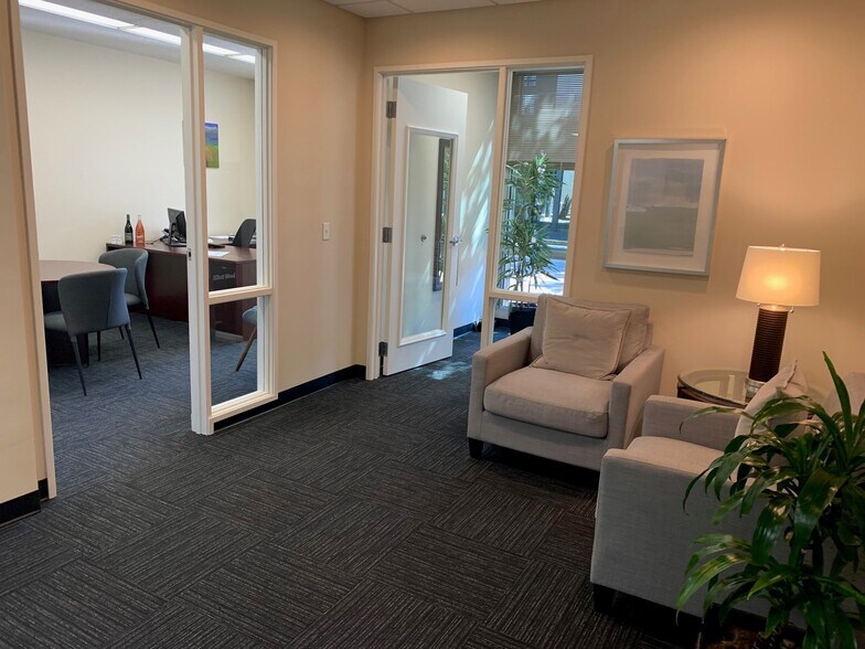 1600 Oak St, Eugene, OR à louer - Photo intérieure - Image 2 de 8