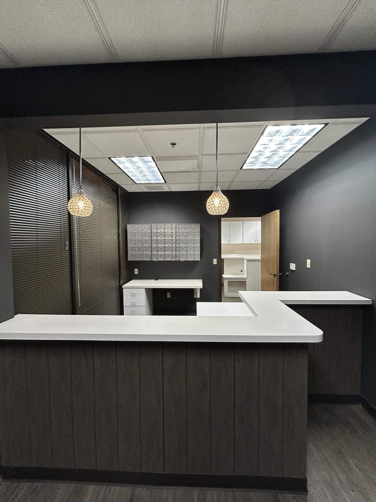 2607 N Grandview Blvd, Waukesha, WI à louer Photo intérieure- Image 1 de 6