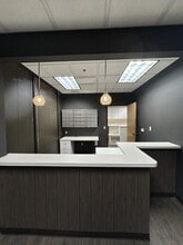 2607 N Grandview Blvd, Waukesha, WI à louer Photo intérieure- Image 1 de 6