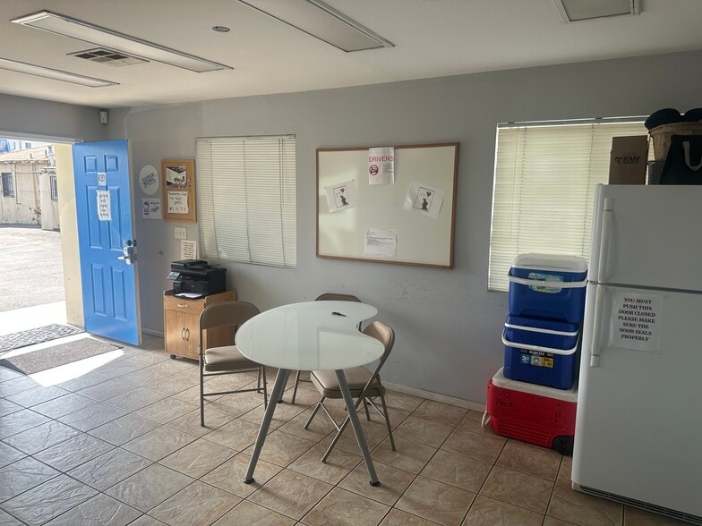 13119 Inglewood Ave, Hawthorne, CA for sale - Building Photo - Image 3 of 7