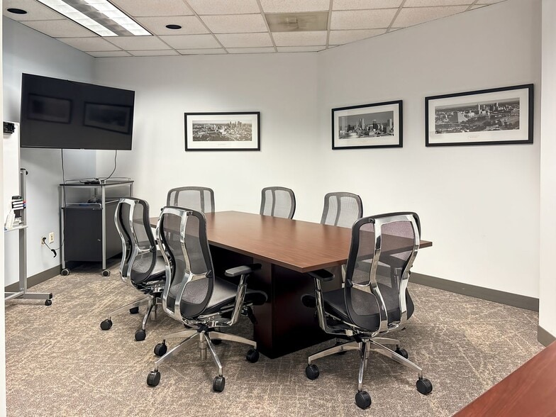 7400 Beaufont Springs Dr, Richmond, VA for lease - Interior Photo - Image 2 of 22