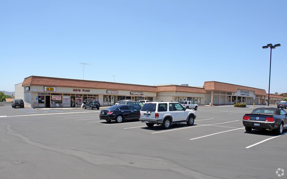 9608 Carlton Hills Blvd, Santee, CA for lease - Building Photo - Image 2 of 3