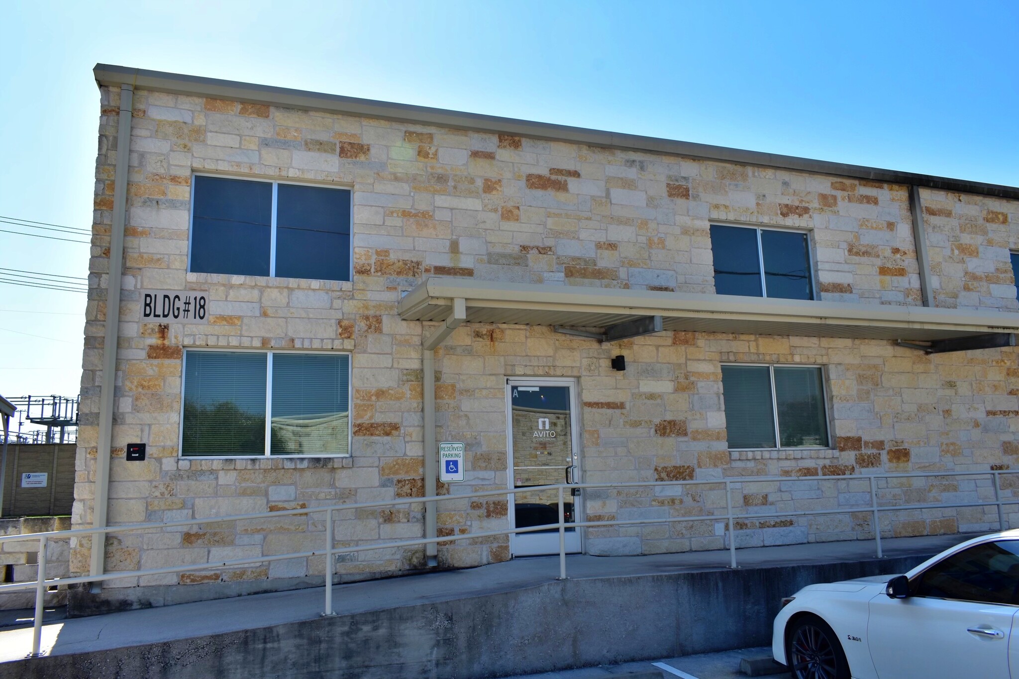 2000 Windy Ter, Austin, TX for lease Building Photo- Image 1 of 15