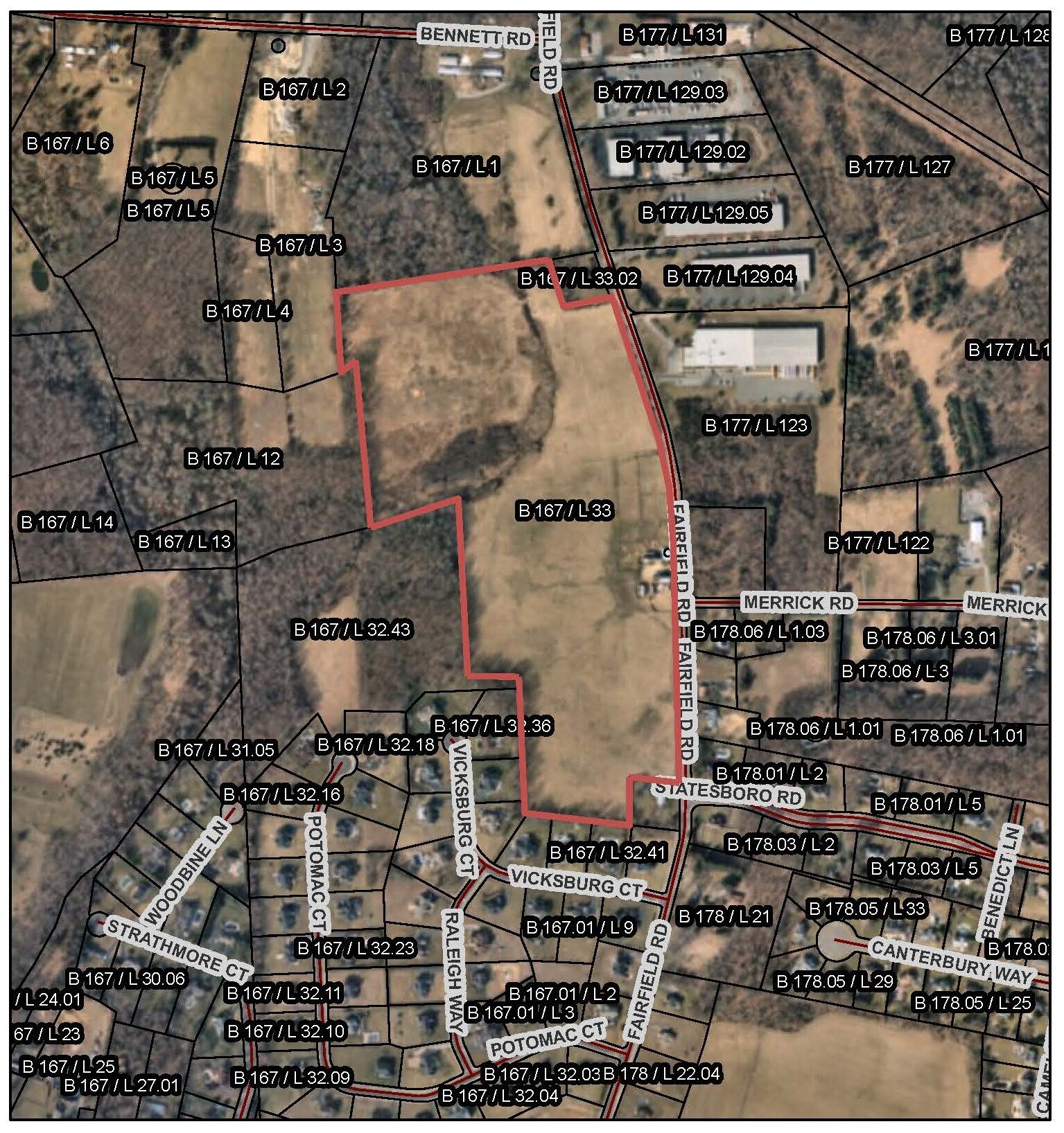 Fairfield Rd, Freehold, NJ à vendre Photo du bâtiment- Image 1 de 3