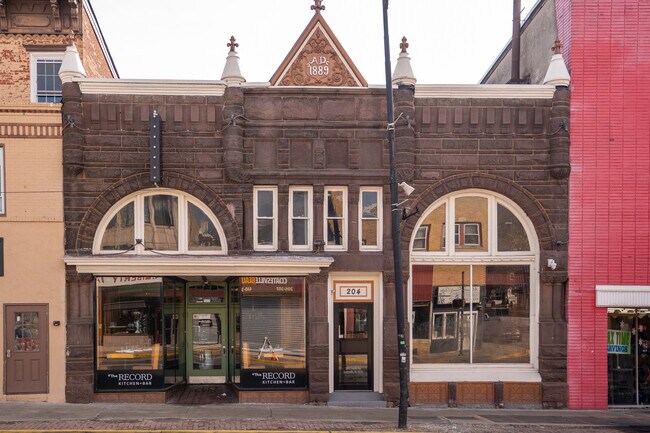 Plus de détails pour 204-206 E Lincoln Hwy, Coatesville, PA - Commerce de détail, Local d'activités à louer