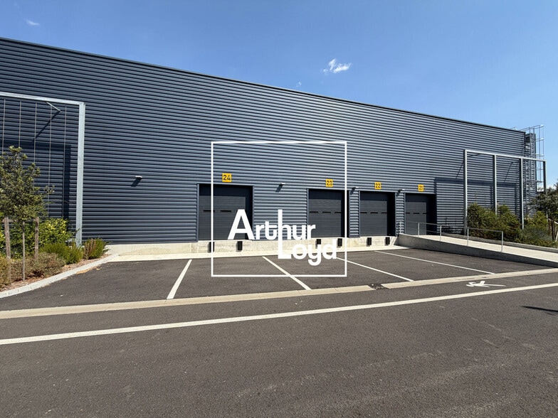 Office in Toulouse for lease - Building Photo - Image 3 of 14