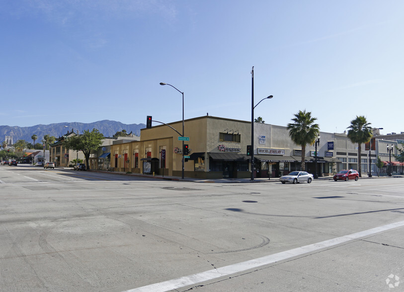 443-453 E Colorado Blvd, Pasadena, CA for sale - Primary Photo - Image 1 of 1