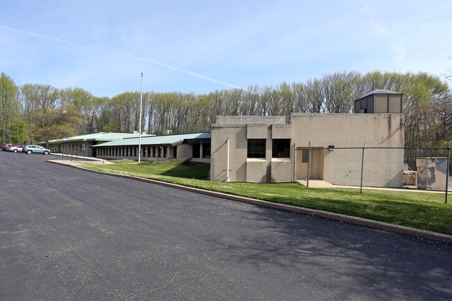 More details for 1501 Blueball Ave, Linwood, PA - Flex for Sale