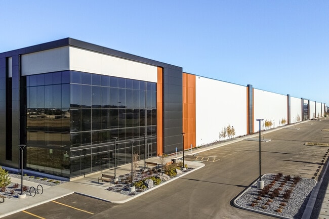 Plus de détails pour 3815 8 St, Nisku, AB - Industriel à louer