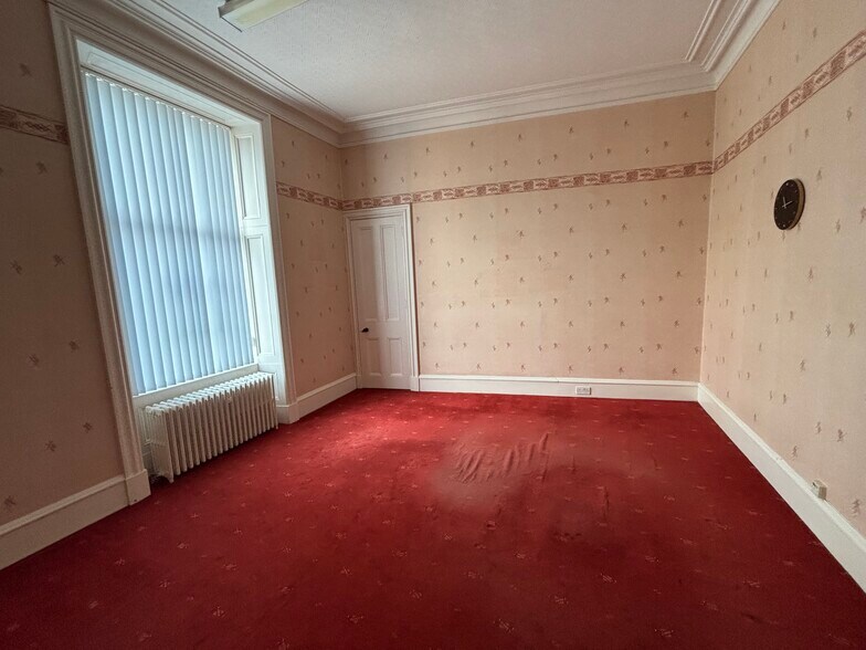77-79 Broad St, Fraserburgh à vendre - Photo du bâtiment - Image 3 de 5